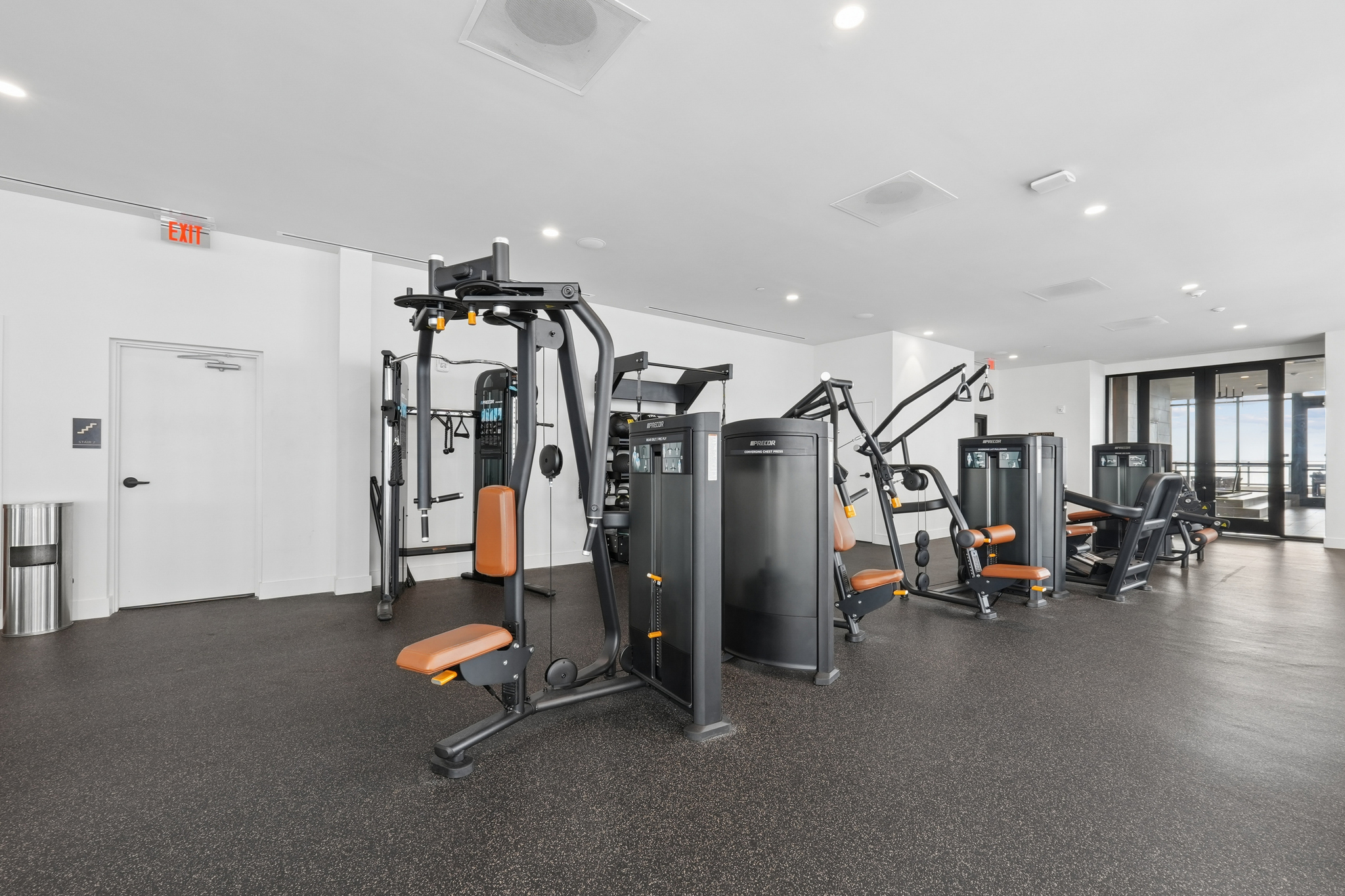 Evo fitness center strength training equipment - St. Petersburg, FL